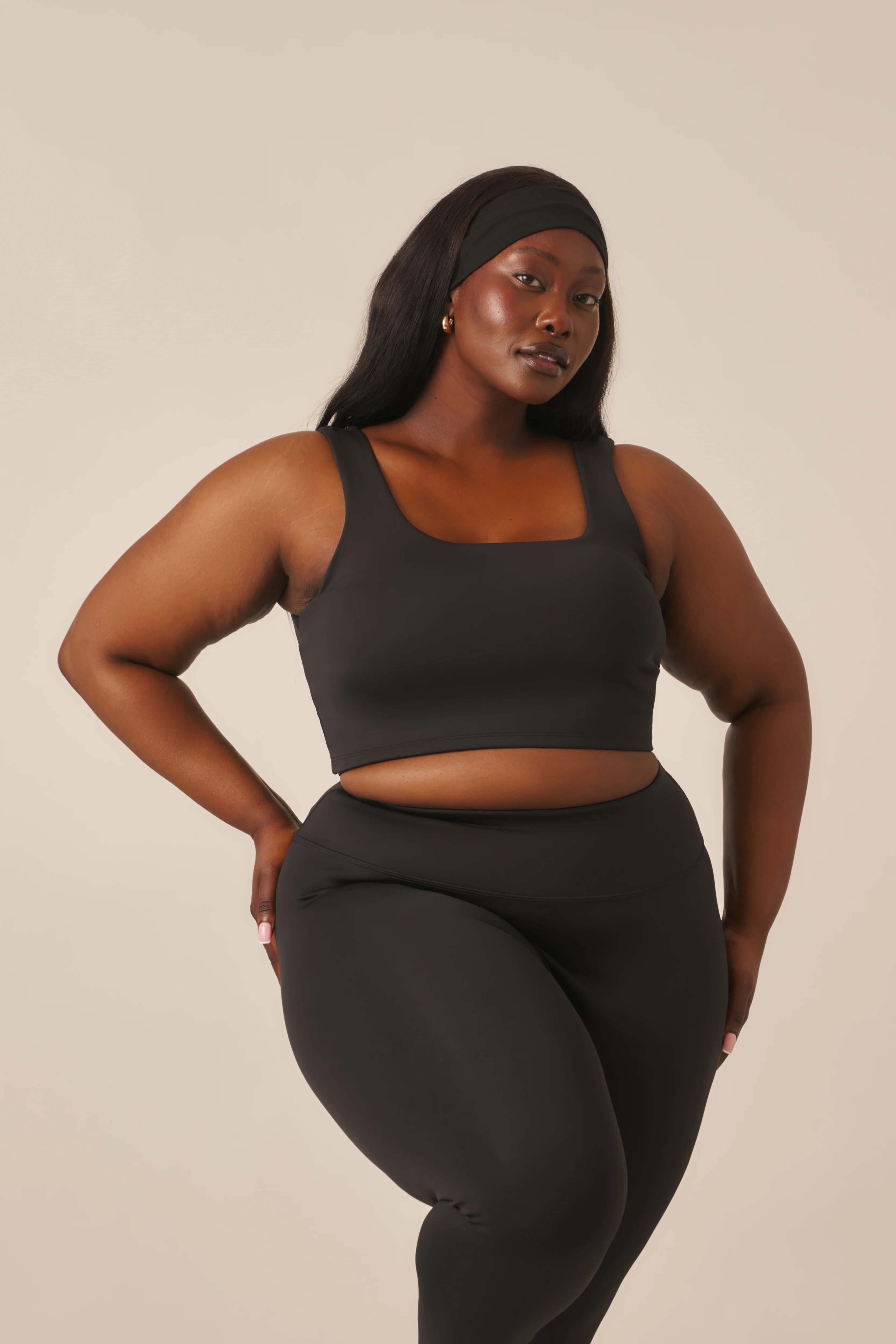 Smoothform Built In Bra Sports Bra - Core Black - Image 8