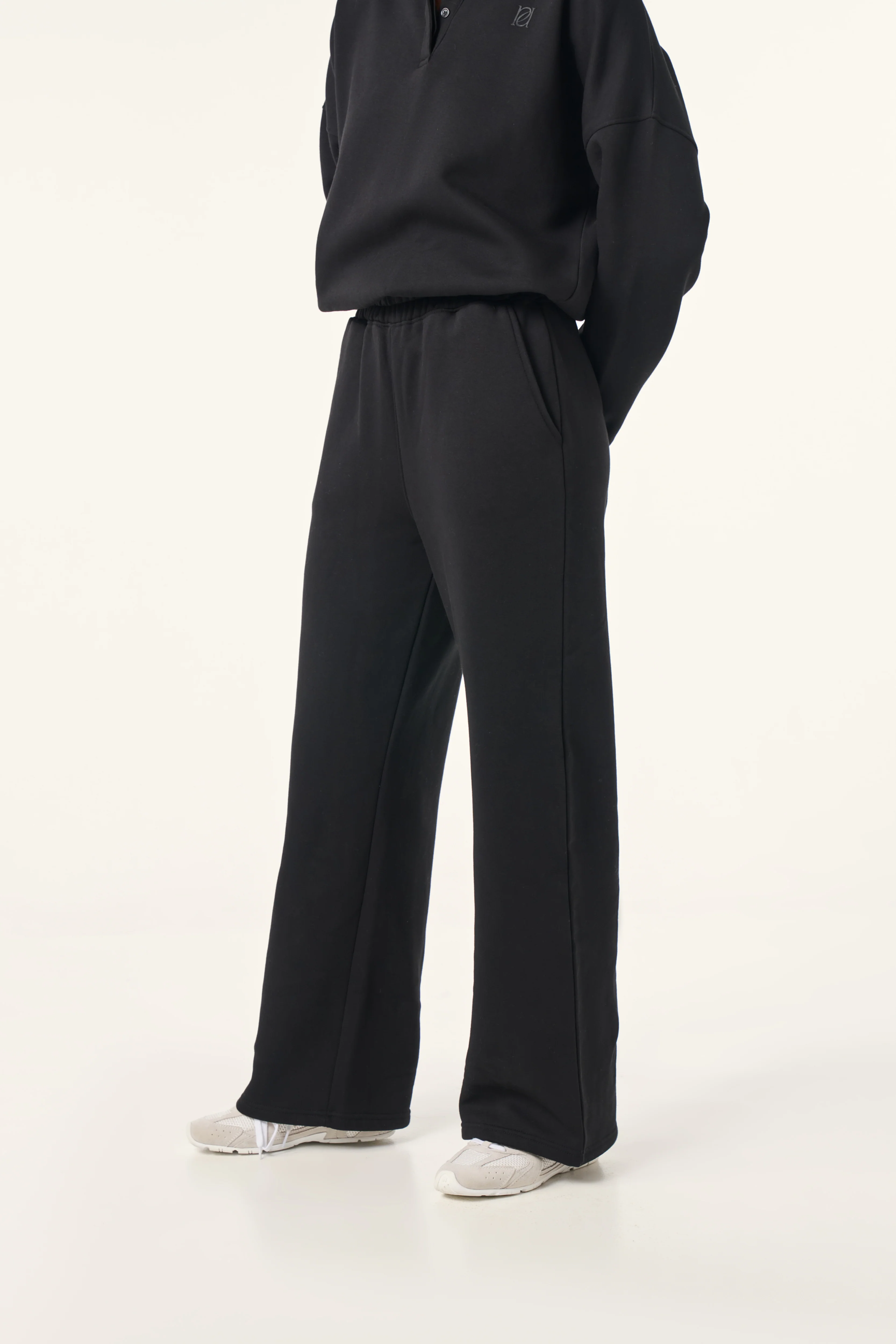 Button Front Collar 2 in 1 Tracksuit - Core Black - Image 3