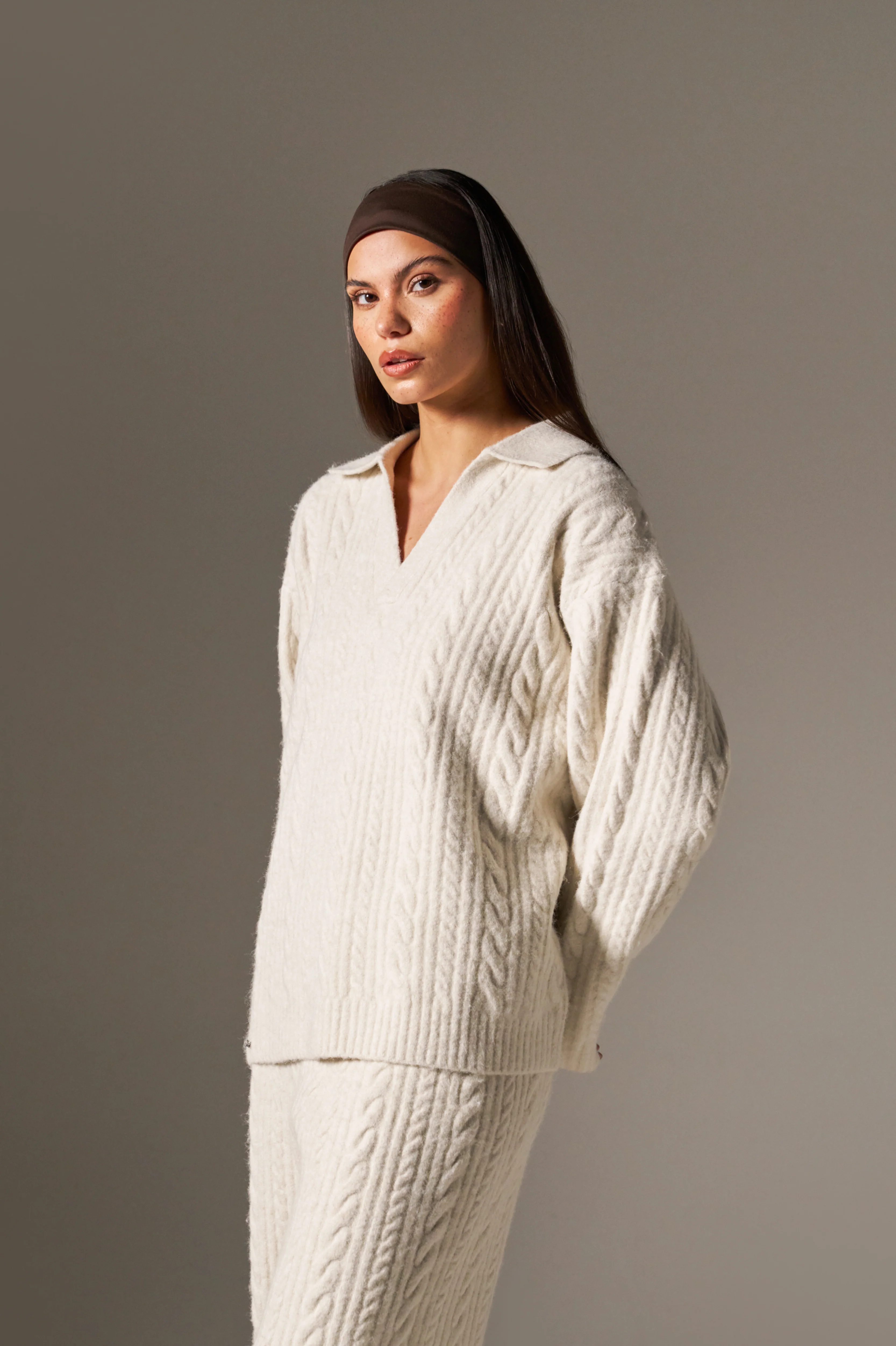 Cable Rugby Collar Knit Jumper - Crème - Image 4