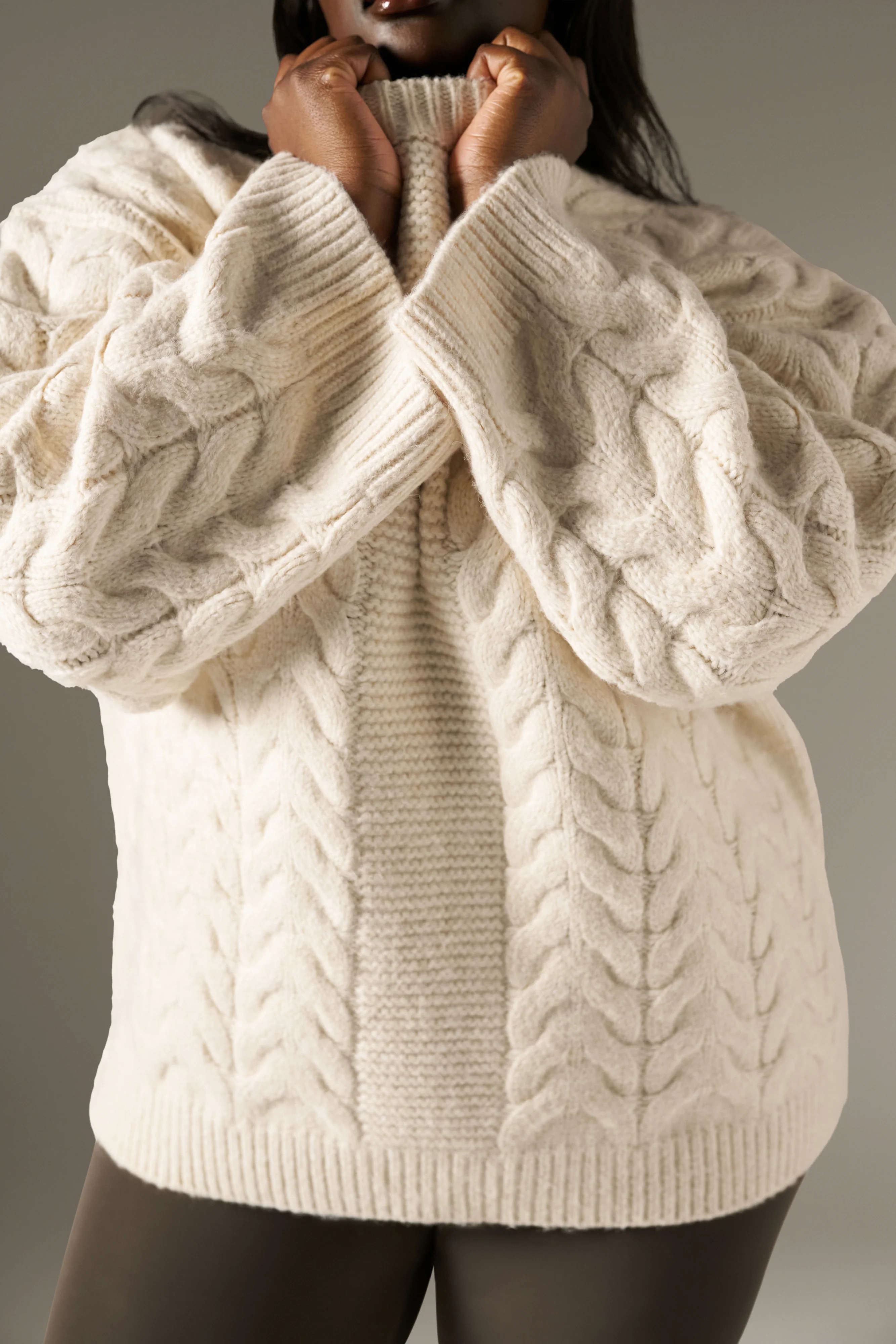 Chunky Cable Knitted Jumper - Crème - Image 4
