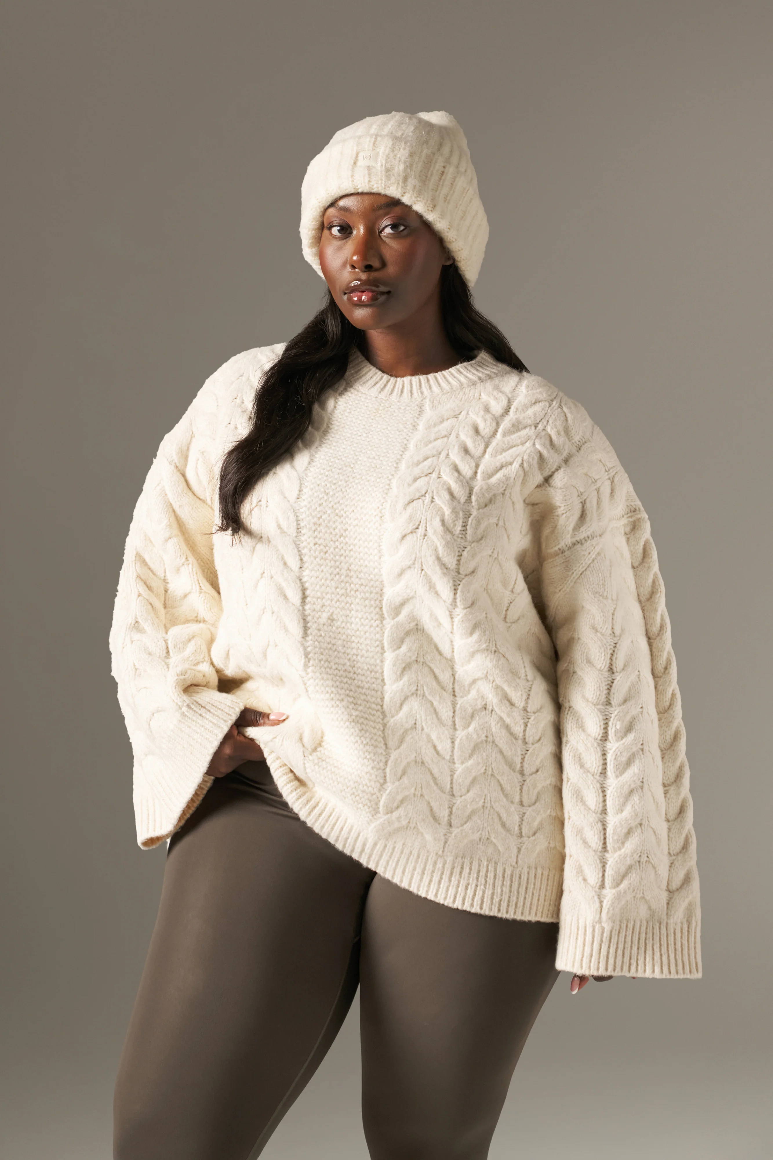 Chunky Cable Knitted Jumper - Crème - Image 7