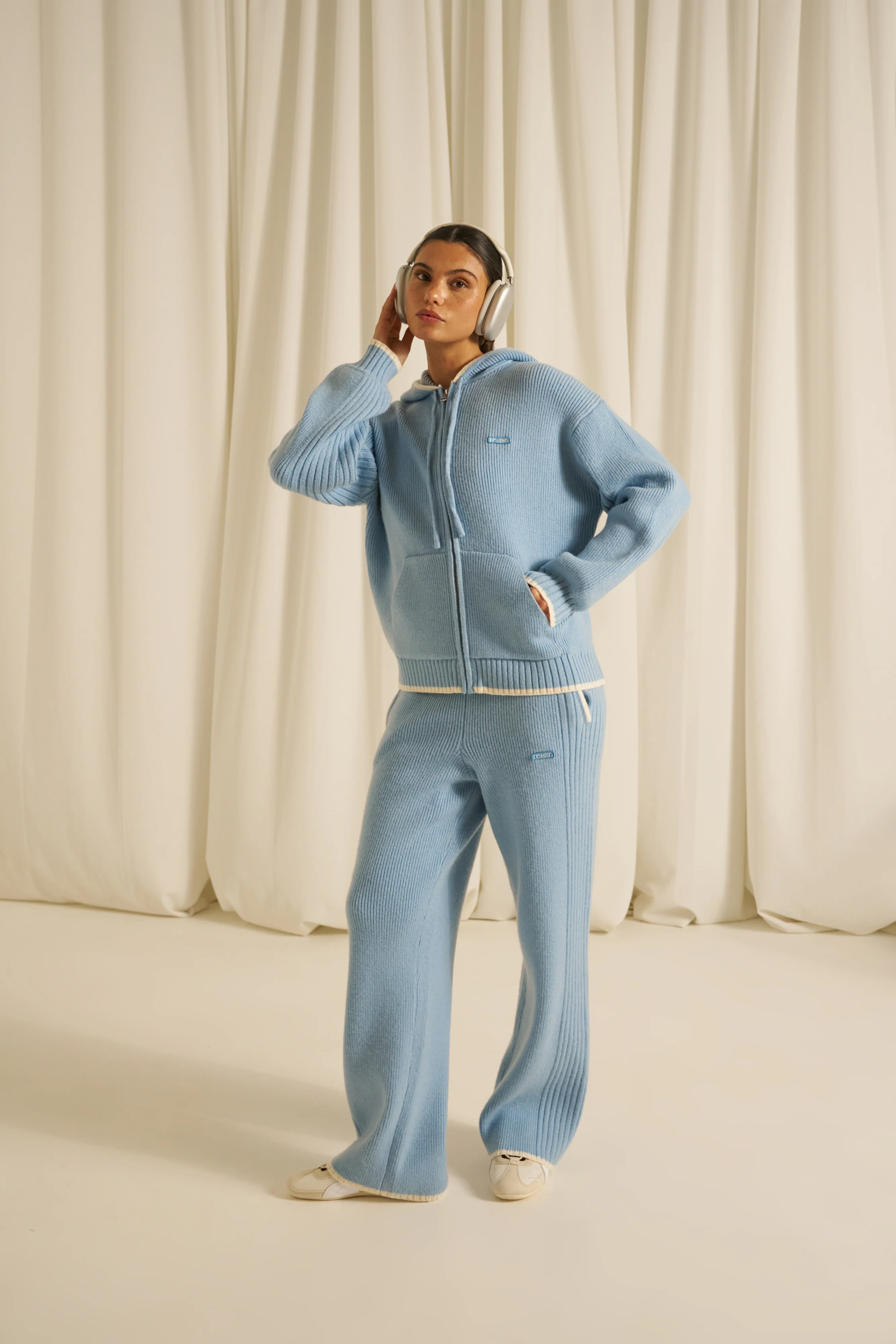 Contrast Tipping High Waist Knitted Trousers - Powder Blue - Image 6