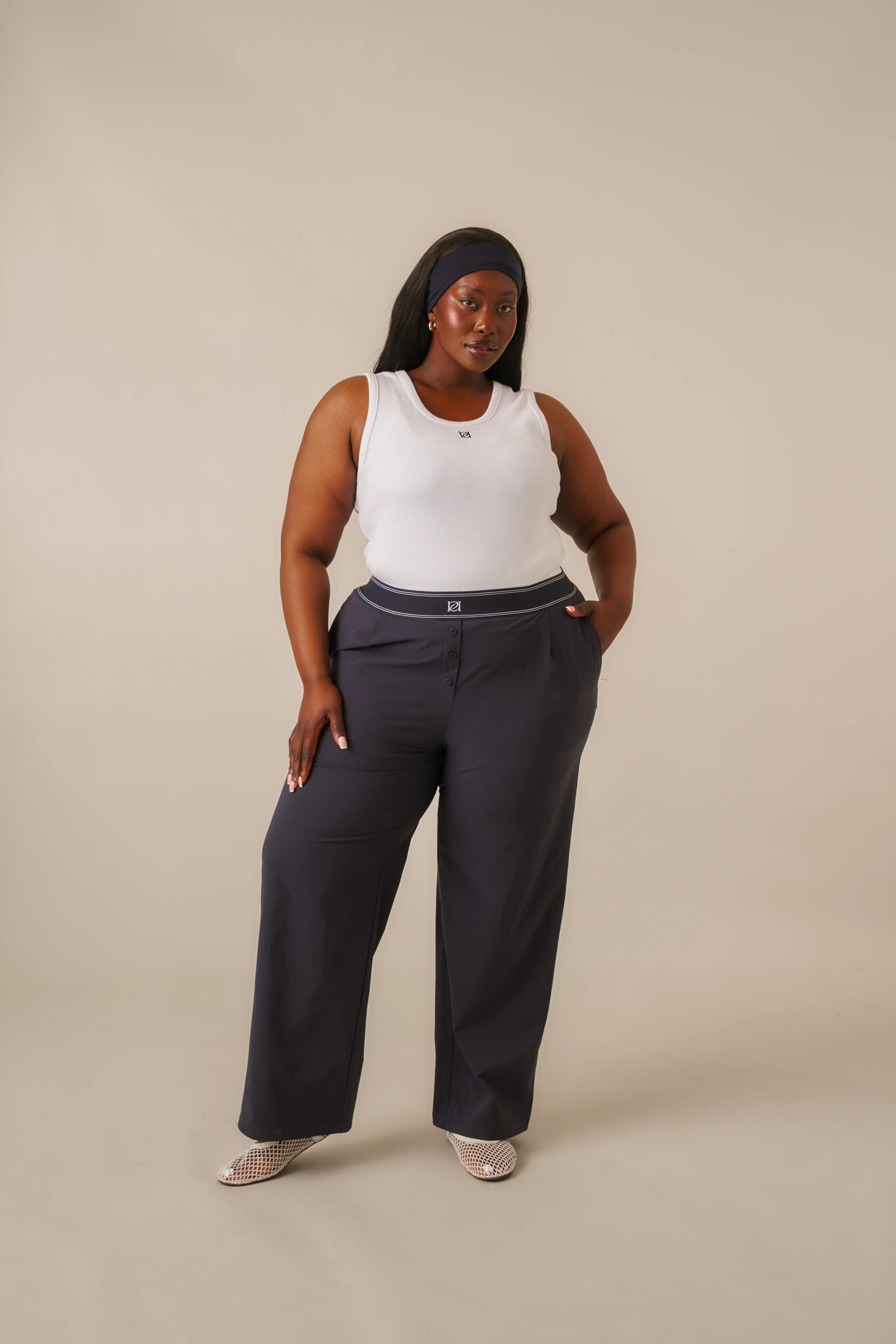Ribbed Emblem Vest Top - Crème - Image 6