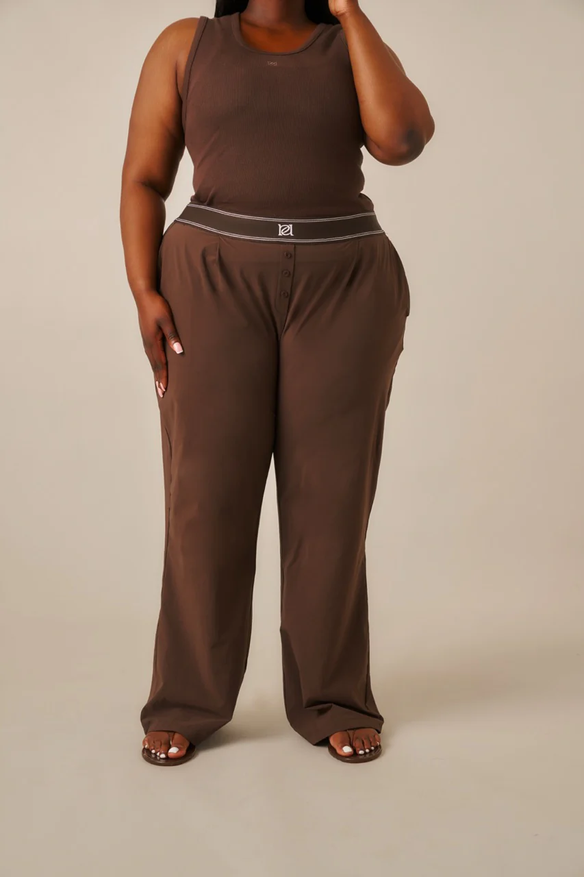 The Everyday Trousers - Espresso - Image 7