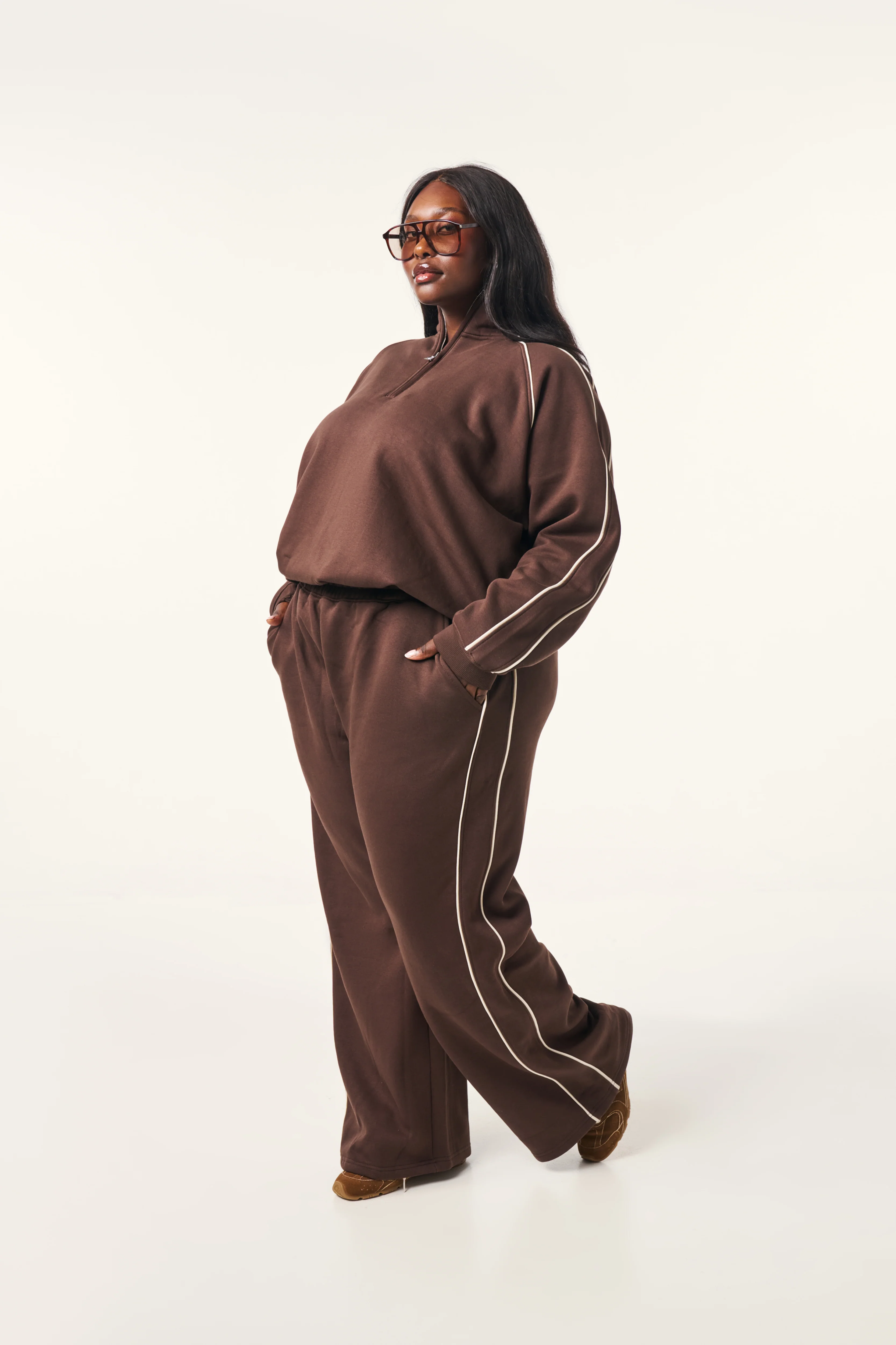Quarter Zip 2 in 1 Tracksuit - Espresso - Image 10