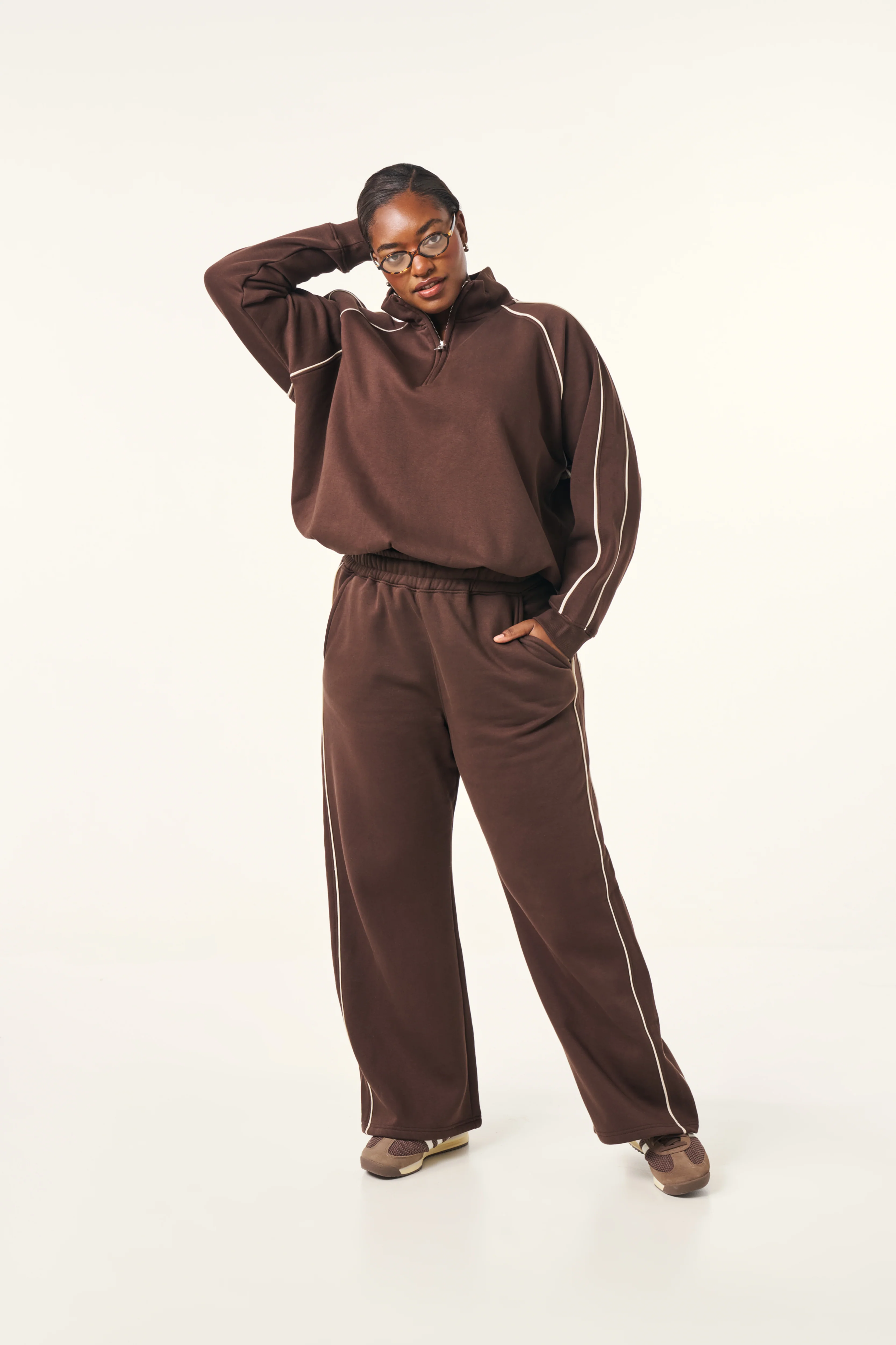 Quarter Zip 2 in 1 Tracksuit - Espresso - Image 8