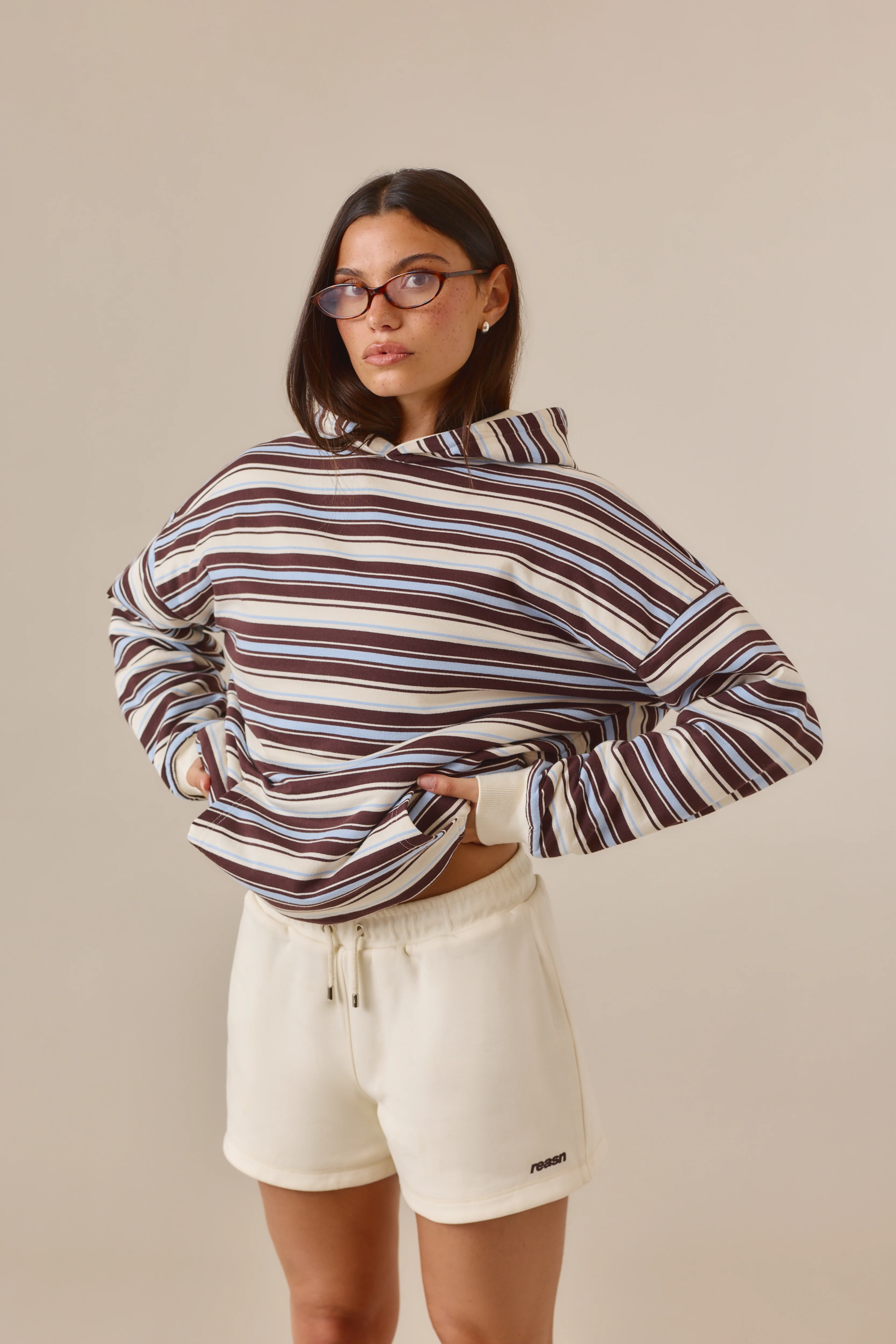 Reversible Stripe Oversized Hoodie - Crème - Image 4