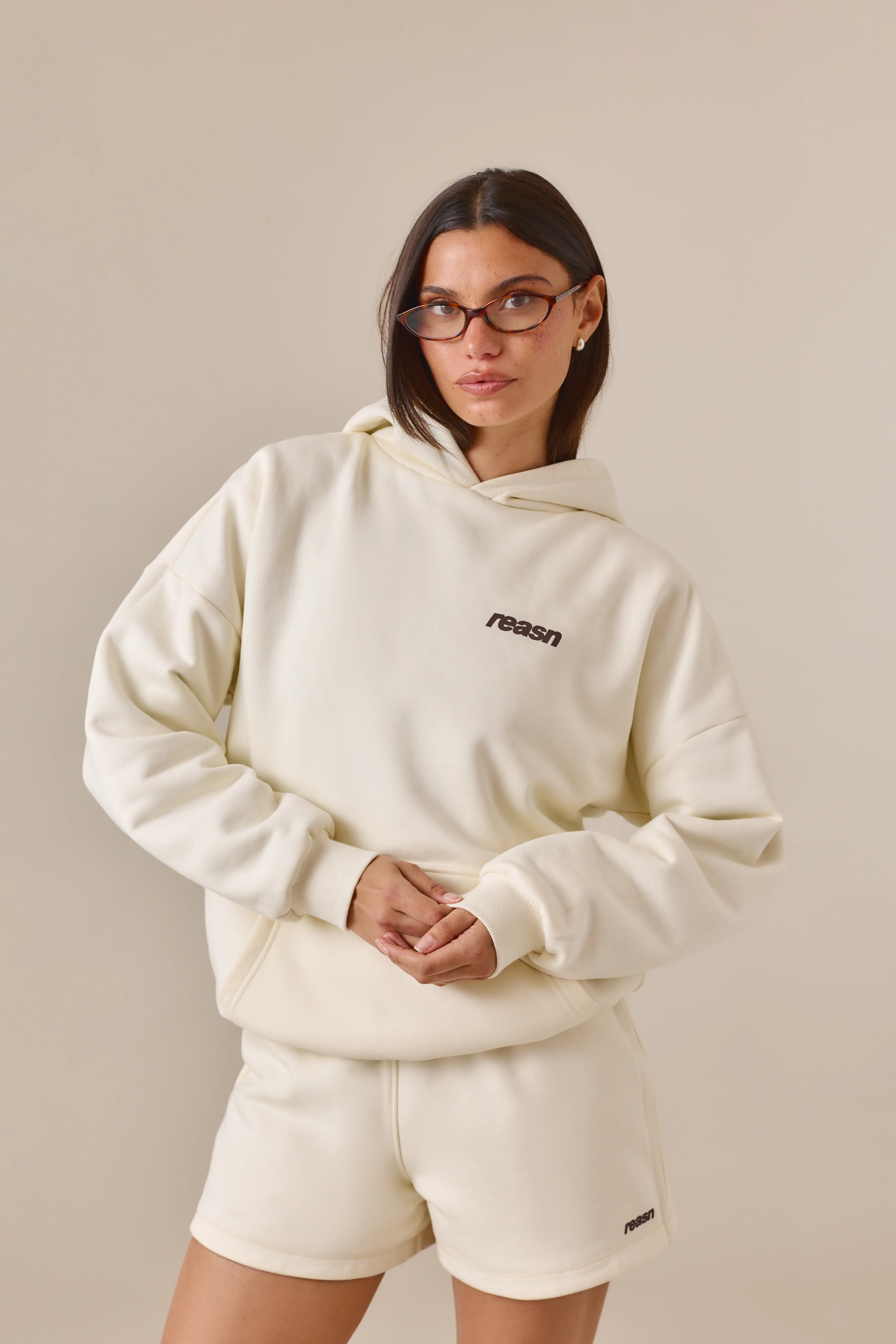 Reversible Stripe Oversized Hoodie - Crème - Image 12