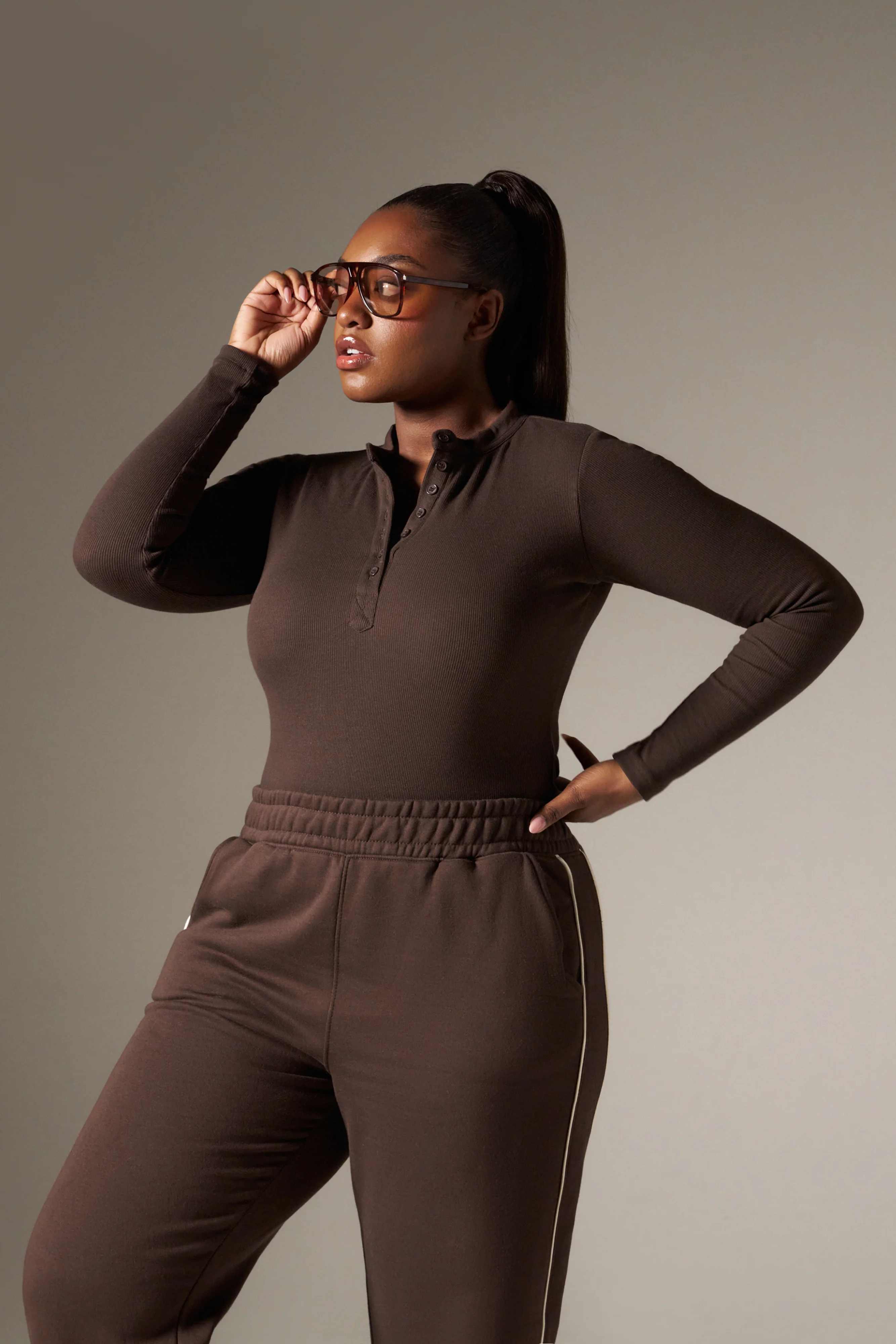 Rib Button Front Built In Bra Bodysuit - Espresso - Image 11