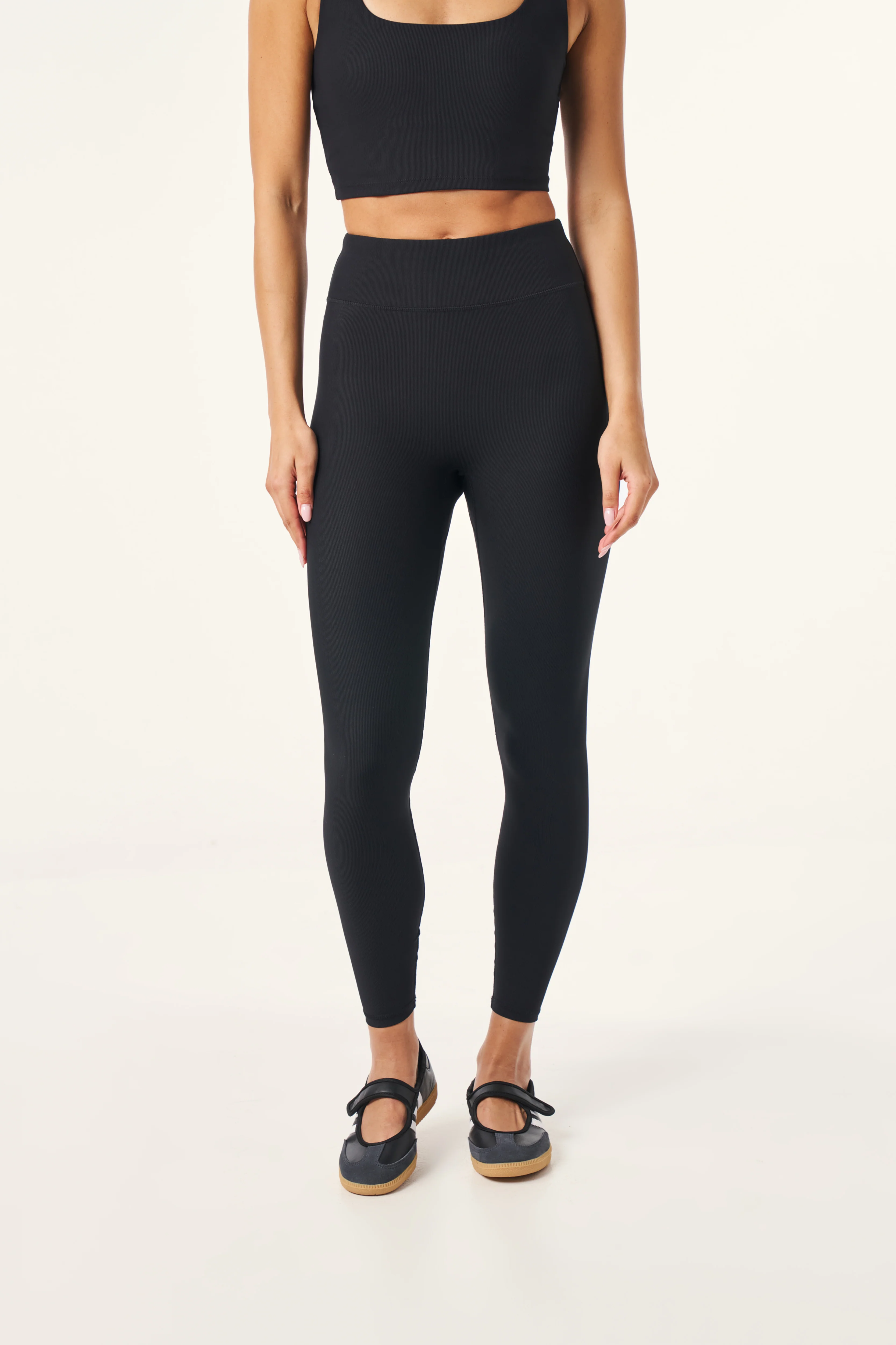 The Sculpt High Waist Leggings - Core Black - Image 4