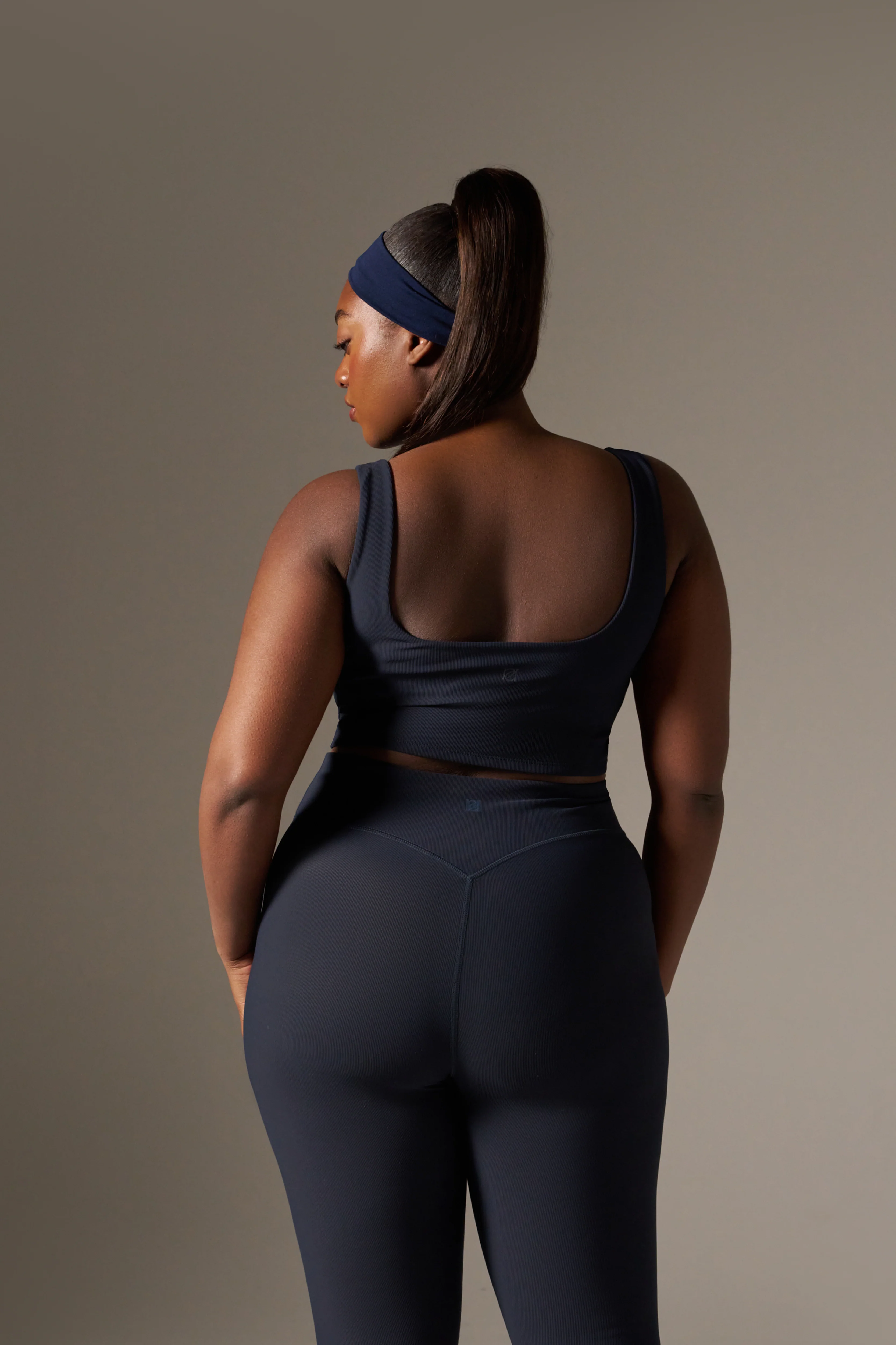 The Sculpt Built In Sports Bra - Midnight Blue - Image 11